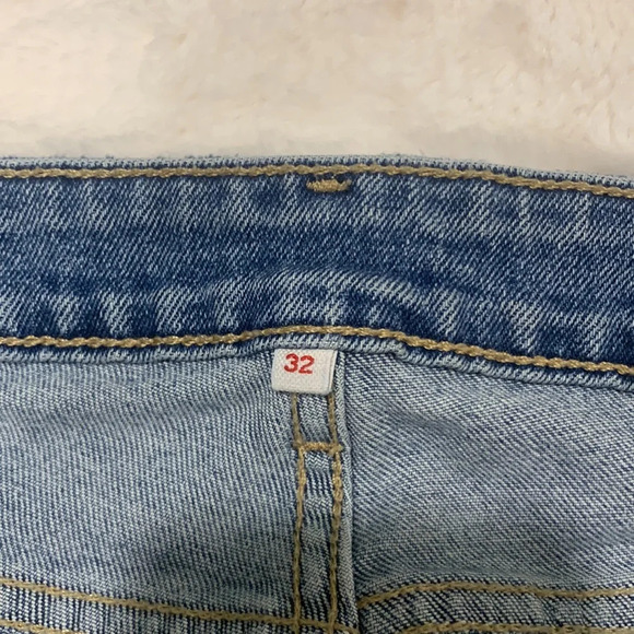 Levi’s Women's 711 Mended Skinny Jeans - Picture 4 of 4